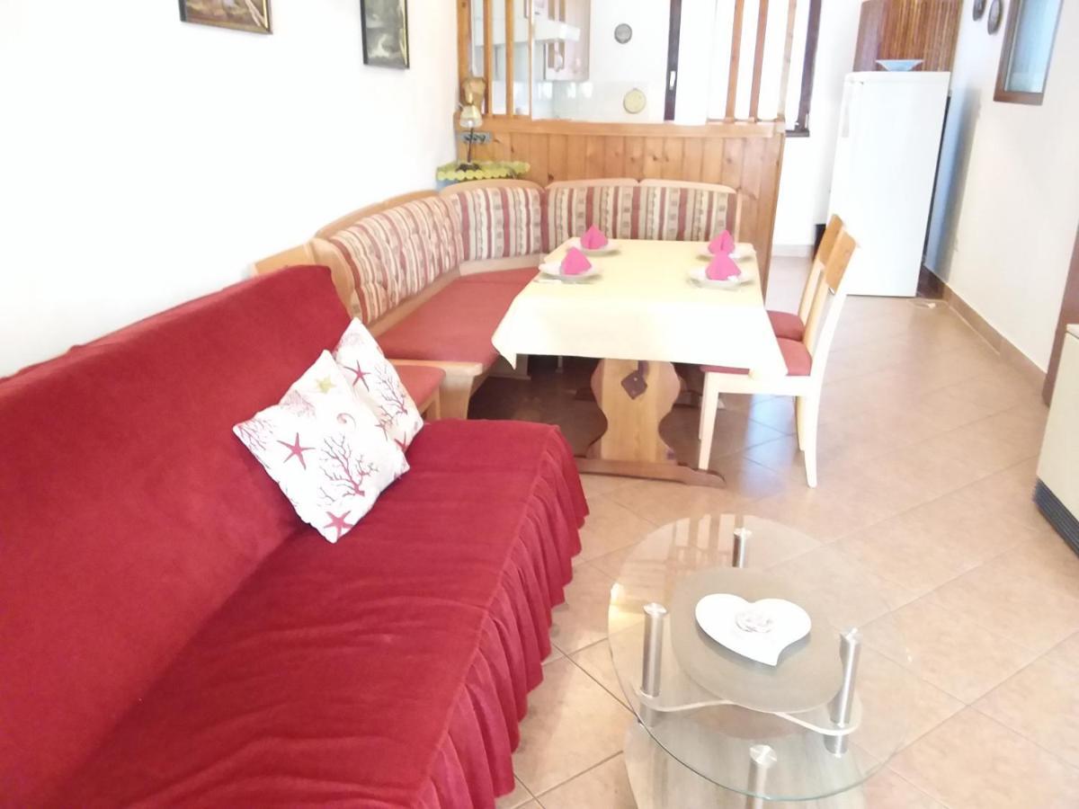 Apartman Tomo Pula Luaran gambar