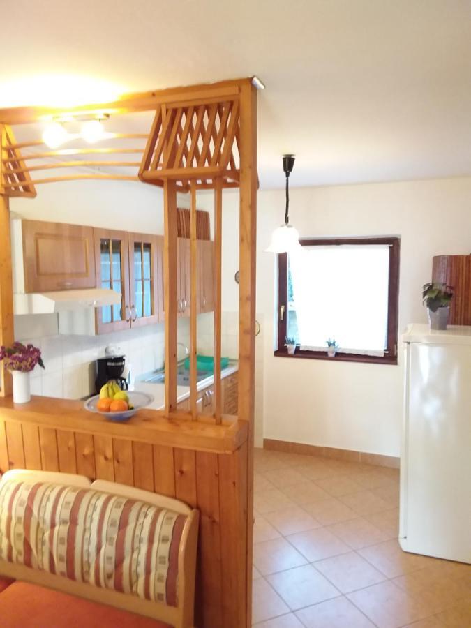 Apartman Tomo Pula Luaran gambar