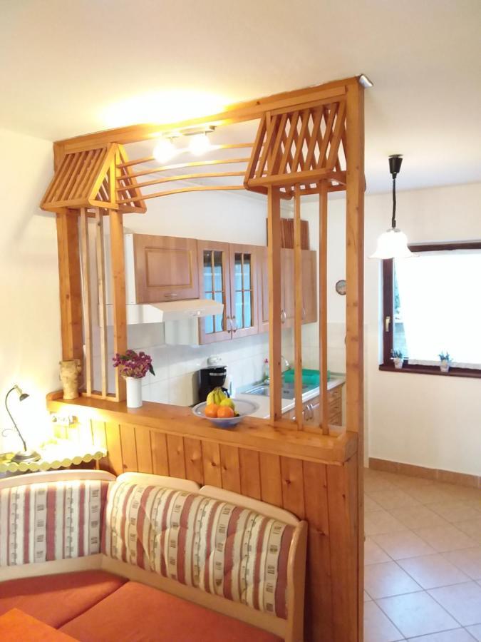 Apartman Tomo Pula Luaran gambar